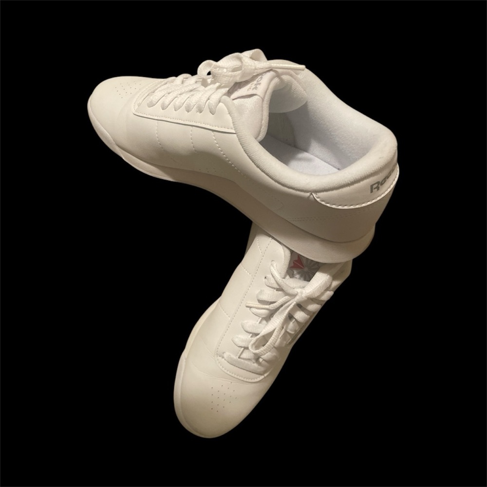 Reebok Classic White Sneakers Size 10 - Picture 4 of 6